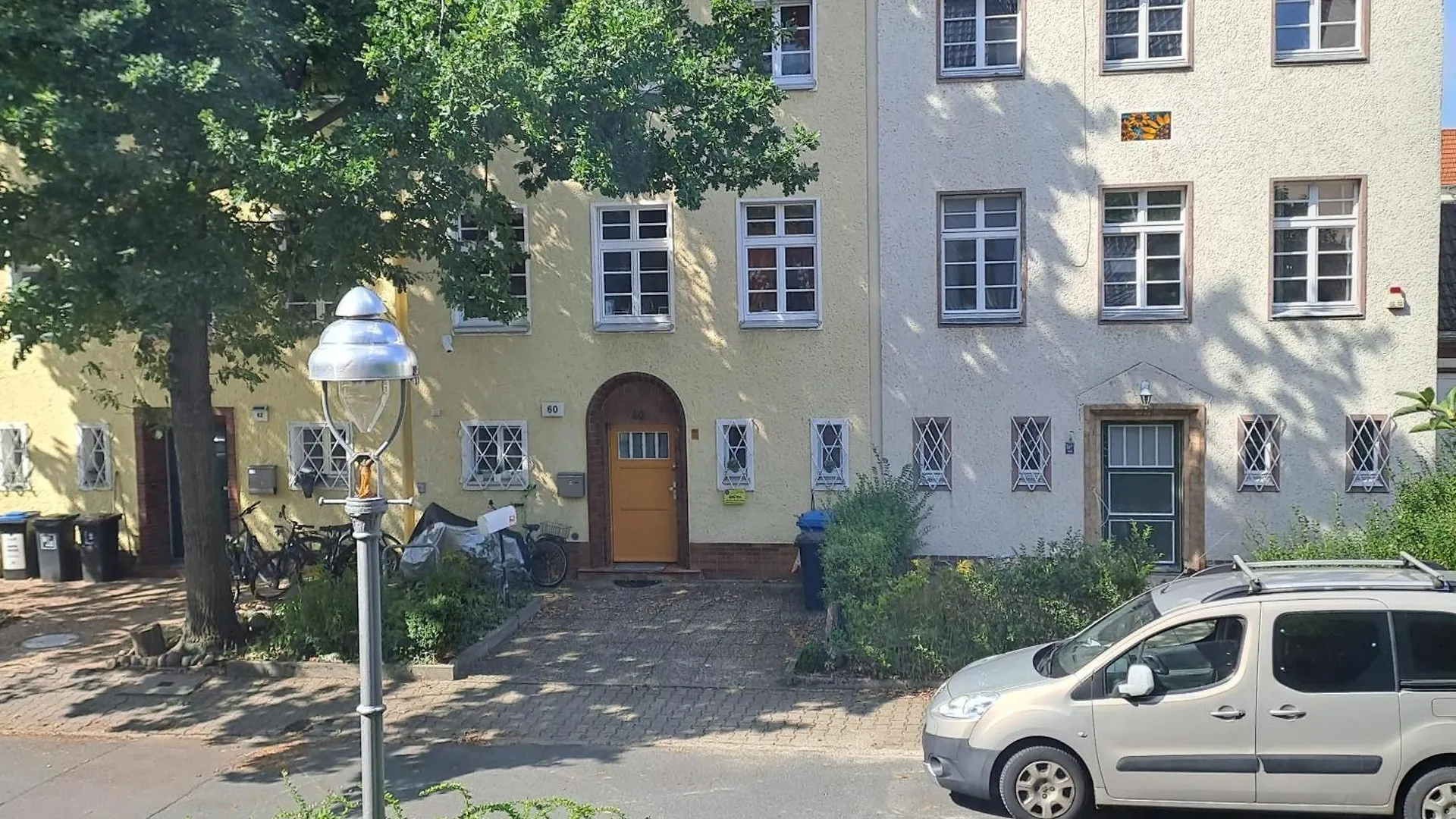 Spacious Room In Tempelhof Park Area Berlin Privatunterkunft